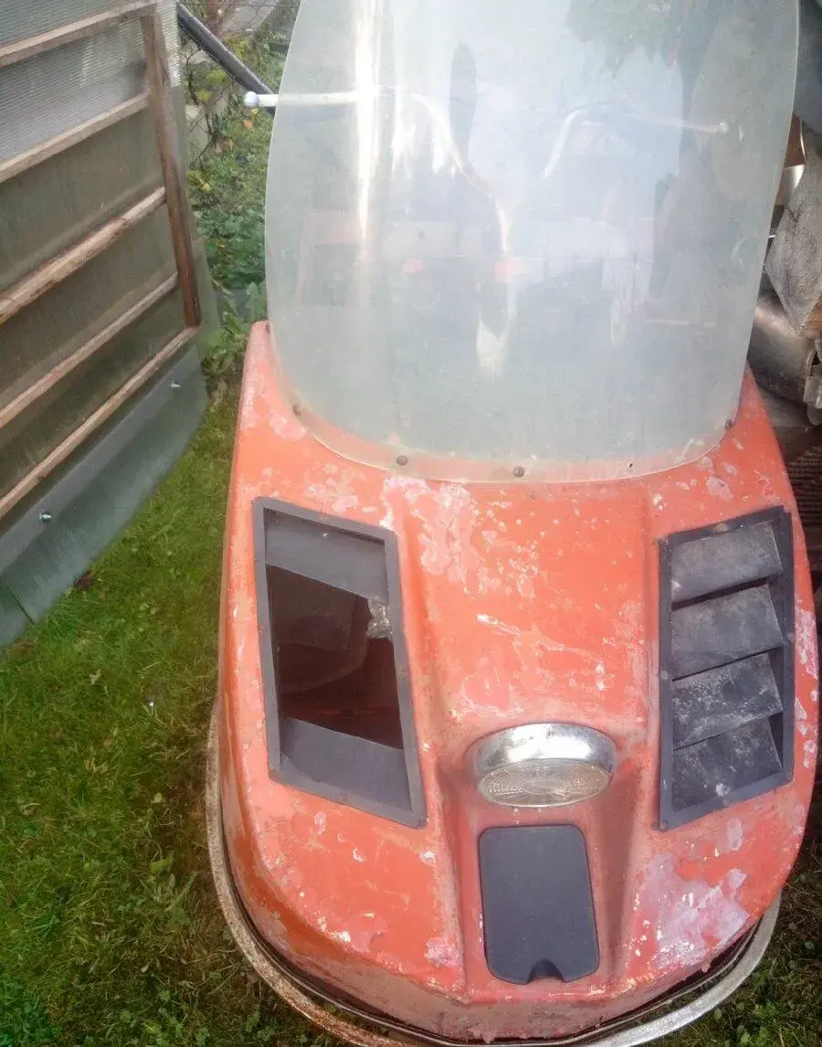 Snežný skúter Buran