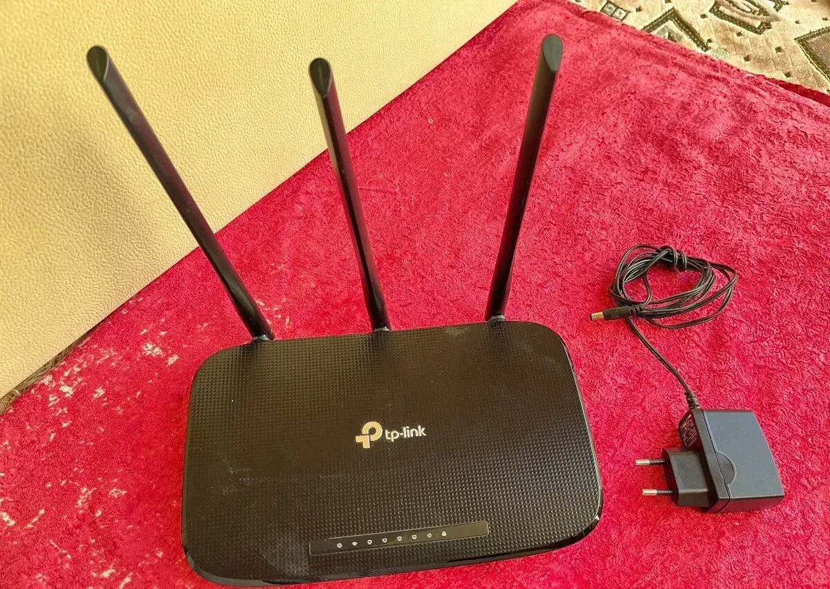 Router WIFI TP-Link TL-WR940N - 2.4 Ghz, 450 Mbps