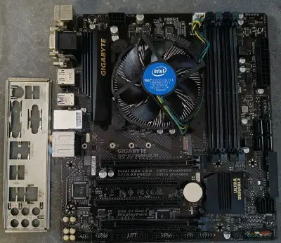 Set Základná doska + I5 7500 +8gb RAM+ chladič na CPU