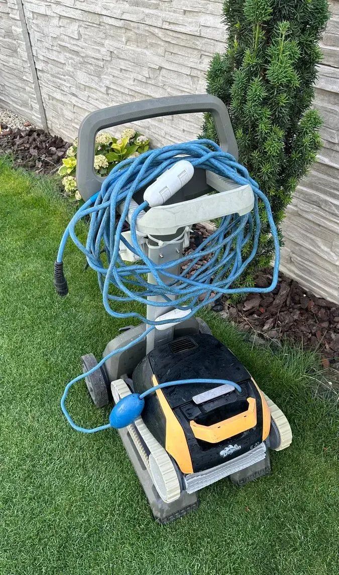 Robotický bazénový vysávač Dolphin E20 + originálny c