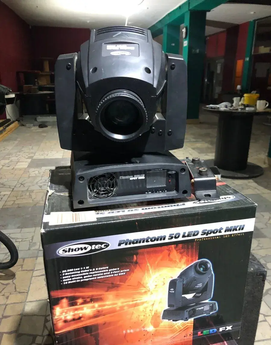 Adj sweeper a showtec phantom 50 mk2