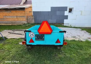 Vlečku za traktor