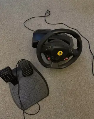 Thrustmaster volant na pc