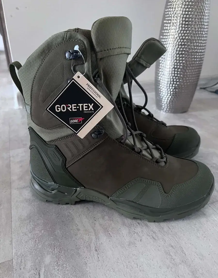 Kanady bosp taras olive