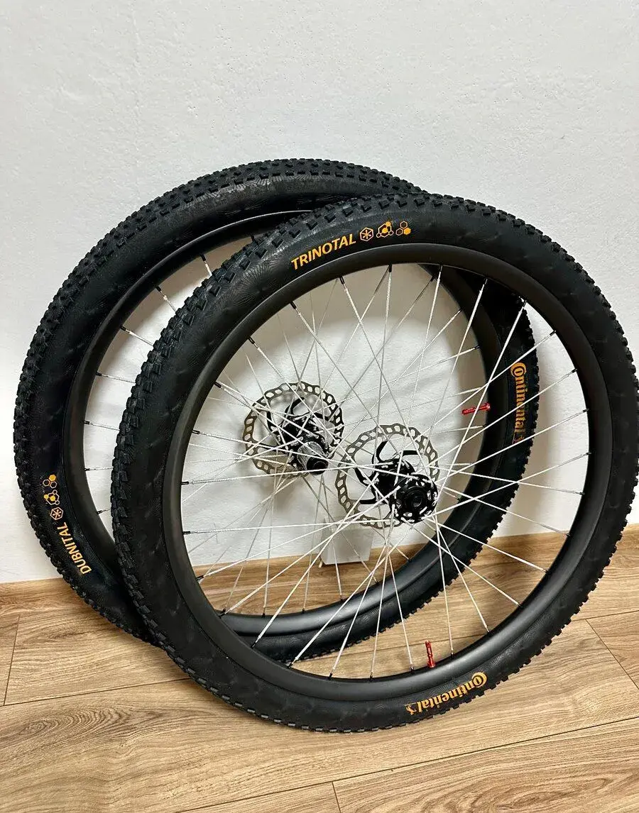 Karbónové XC kolesá ( šnúrkové ) 1180g
