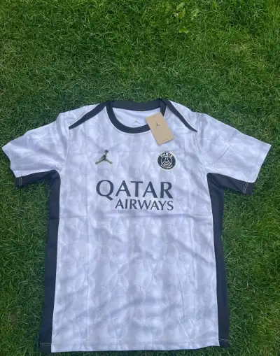 Psg jersey M
