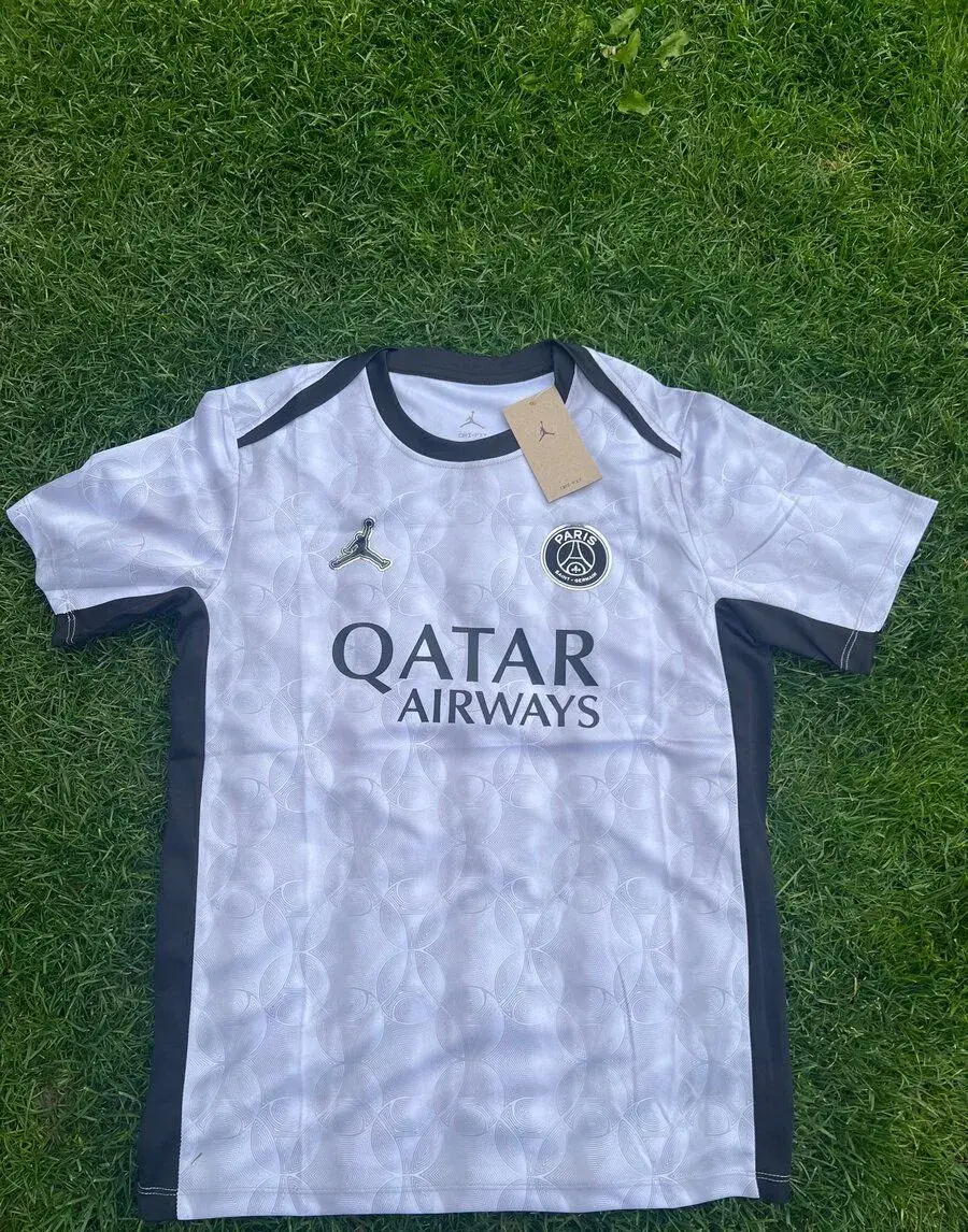 Psg jersey M