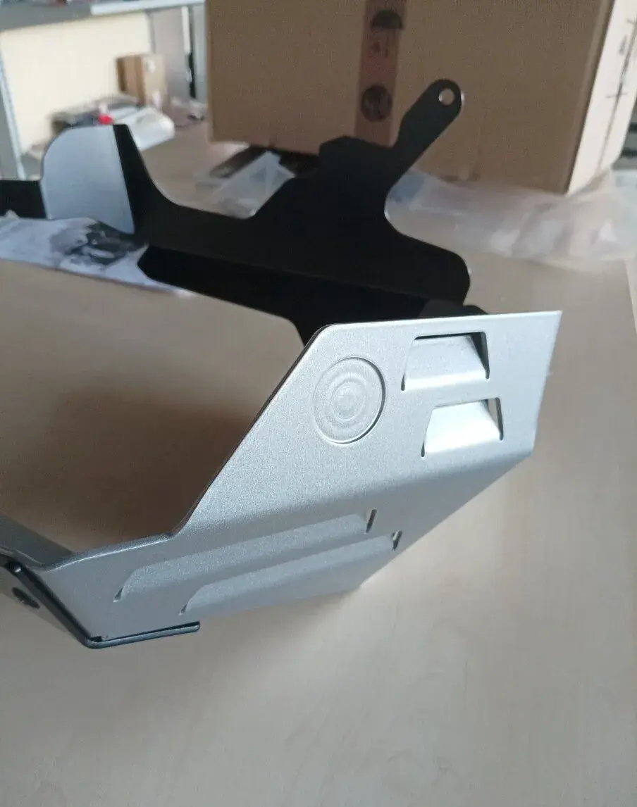 Kryt pod motor MT09