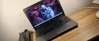NT SK/ENG Zaruka Core i7 16GB RAM 756GB SSD Nvidia 2GB Grafi