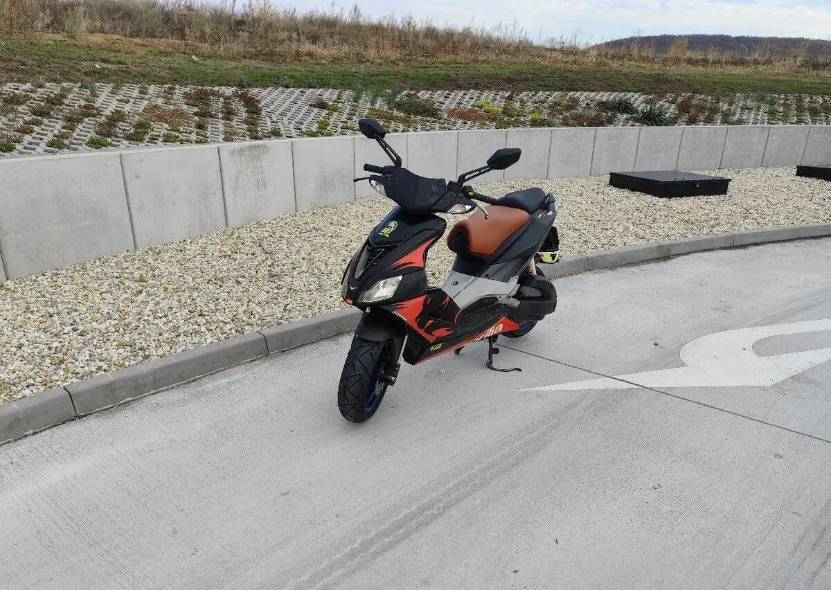 Aprilia SR 50