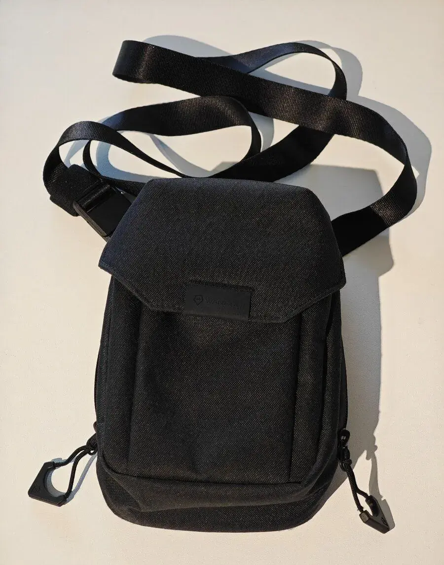 X1 Crossbody - Medium