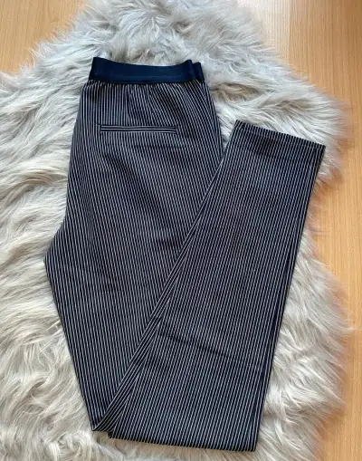 Dámske elegantné nohavice zn. Esmara