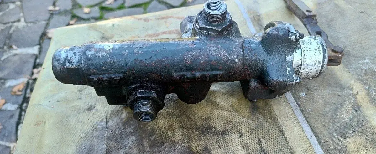 Hydraulický ovládač