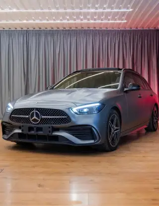 Mercedes-Benz C300 – 2022, 145 000 km