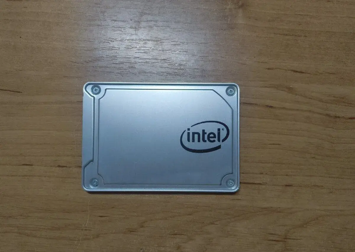 SSD disk Intel 2.5-inch (7mm), SATA III 6Gb/s, 512GB