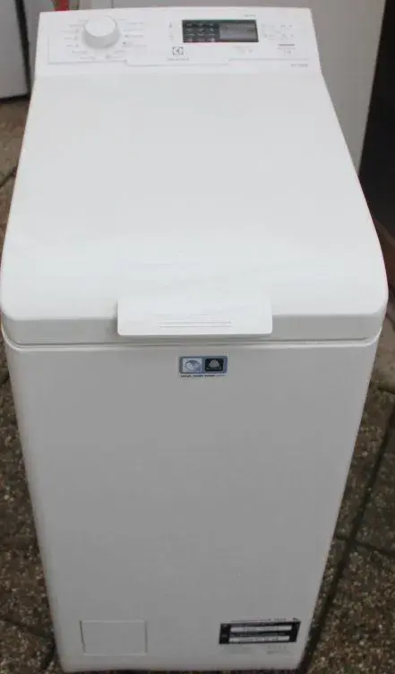 Automatická práčka Electrolux 6kg
