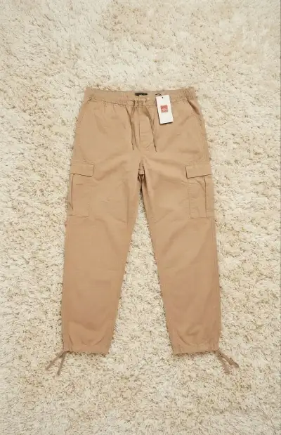 Nové pánske cargo nohavice Quiksilver
