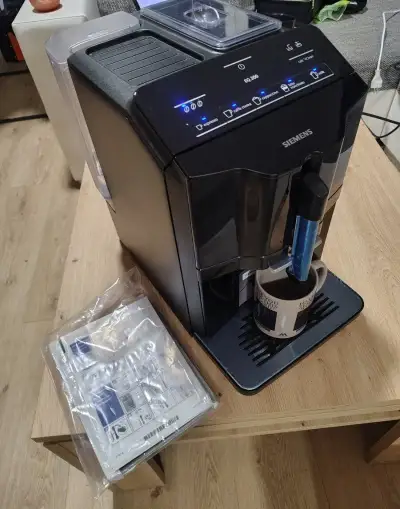 Siemens EQ.300 TI35A209RW – automatický kávovar