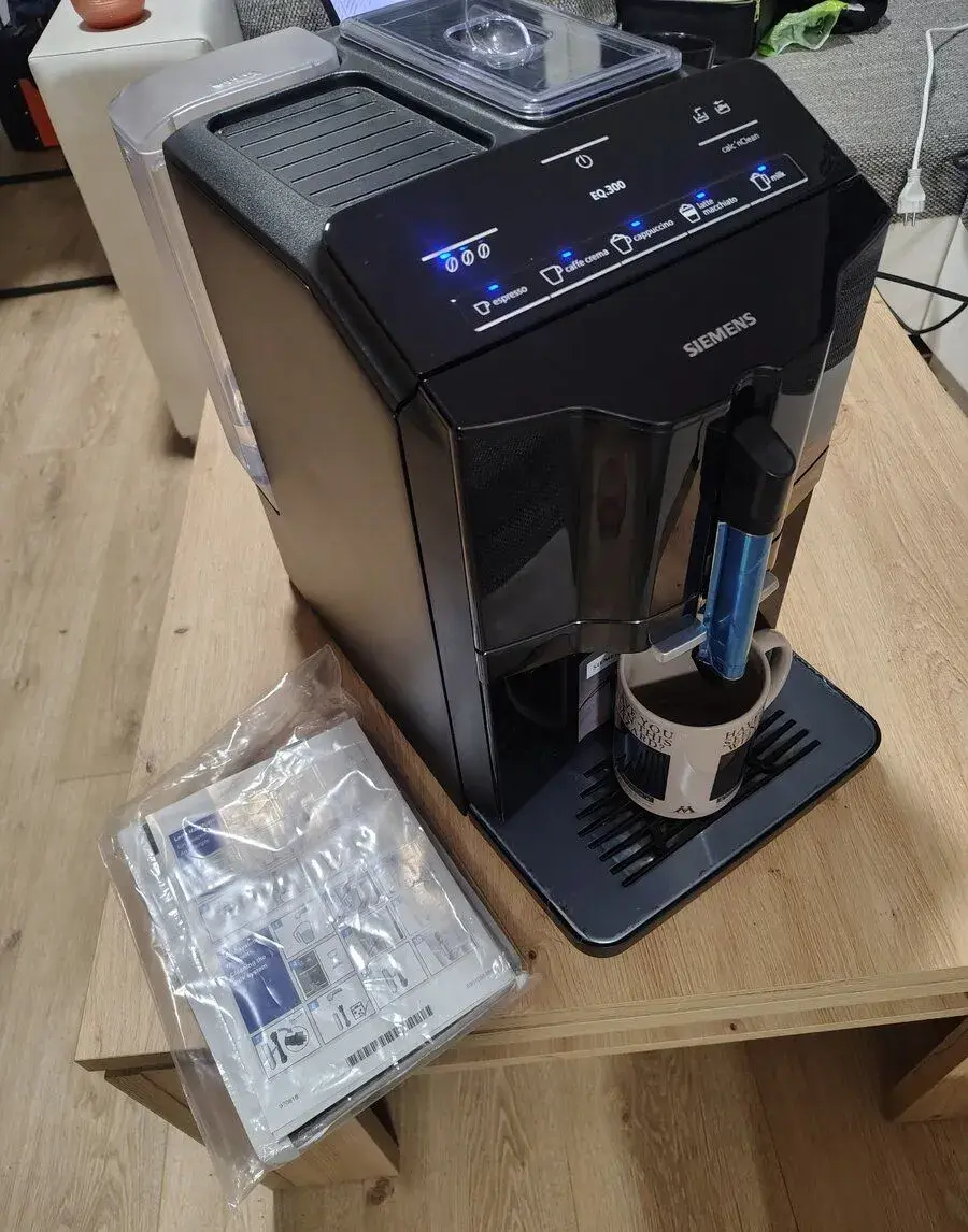 Siemens EQ.300 TI35A209RW – automatický kávovar