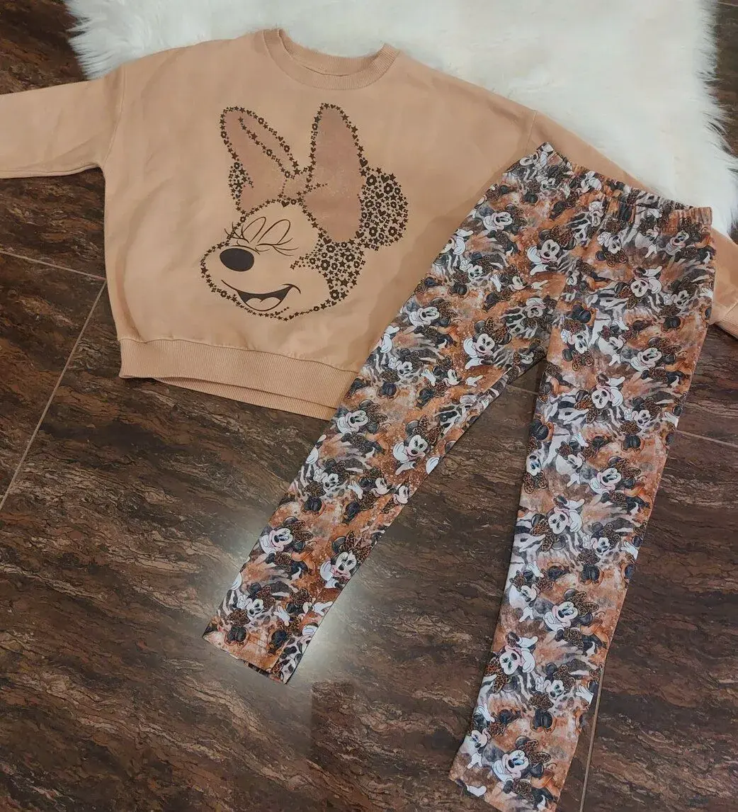 Mikina a legíny Minnie č.128