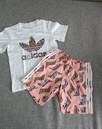 Úplne nový set adidas