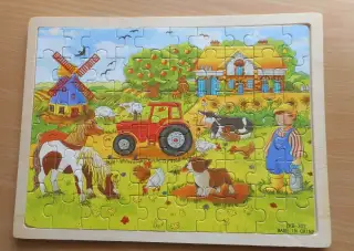 60 ks drevene puzzle