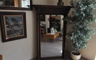 Krásne starožitné zrkadlá stav