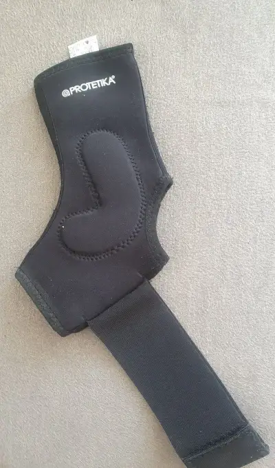 Ortéza - bandáž na lakteť PROTETIKA