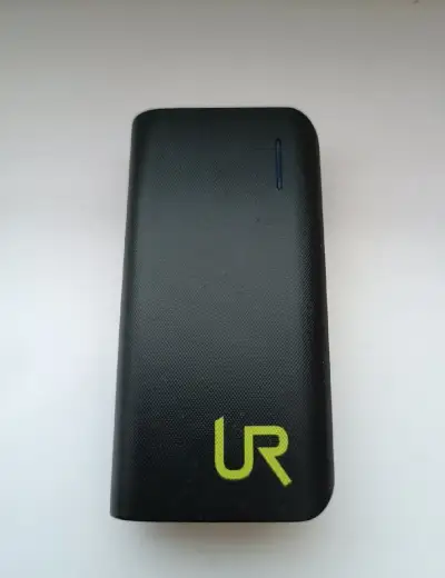 Powerbanka UR / 4400 mAh