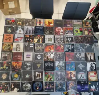 CD-čka.THERION,TESTAMENT,TESLA,MEGADETH,EXTREME,NIGHTWISH,