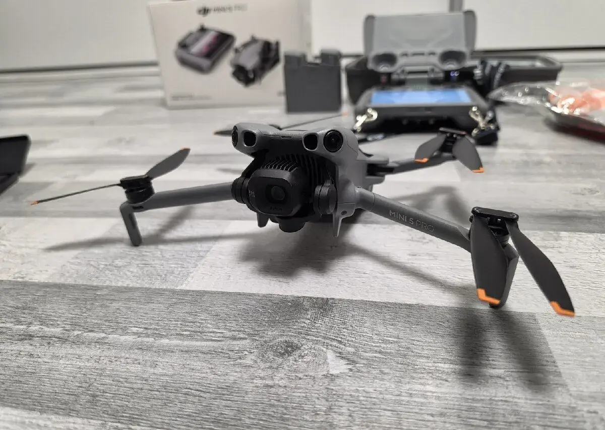 DJI Mini 5 Pro Fly More Combo (RC 2) + DJI Care Refresh