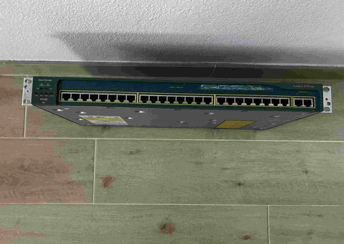 Switch Cisco Catalyst 2950