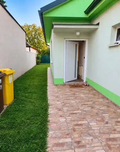 Prenájom pekný RD, ZáHRADA, TERASA, DVOR, PARKOVANIE