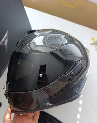 Scorpion EXO-1400 Evo Air II Carbon Solid