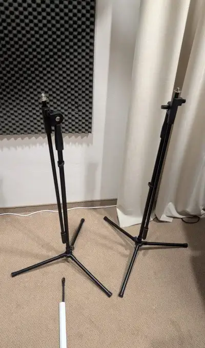 2x mikrofónový stojan - Soundking DD130