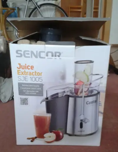 Odšťavovač Sencor SJE 1005