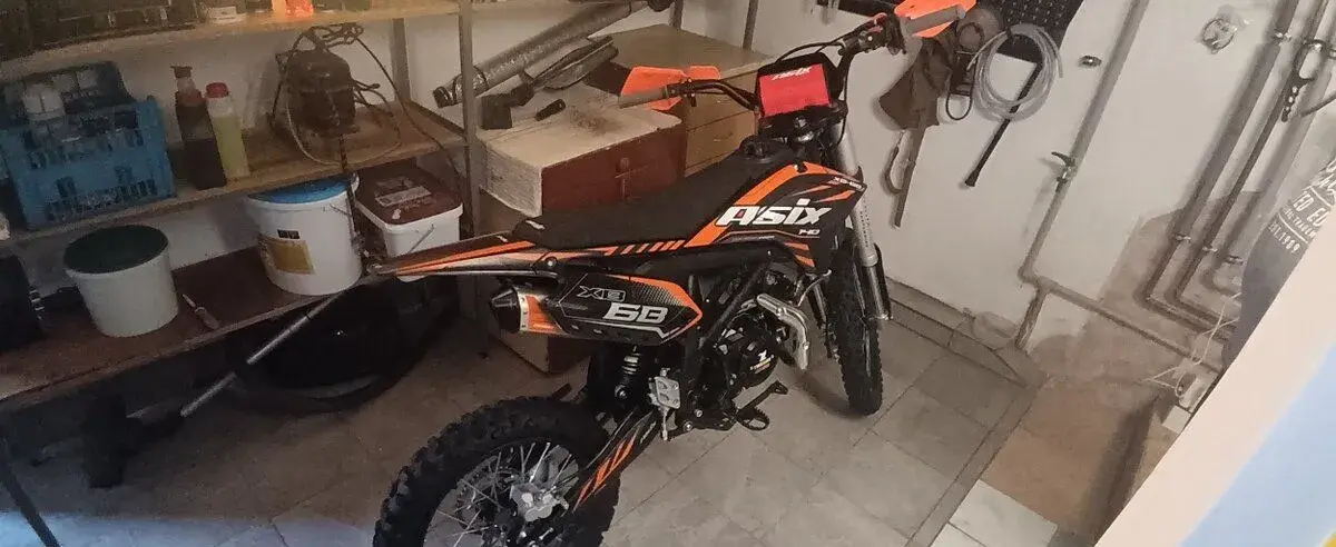 Pitbike ASIX XB-68 140cc – Skvelý stav (29 mth)