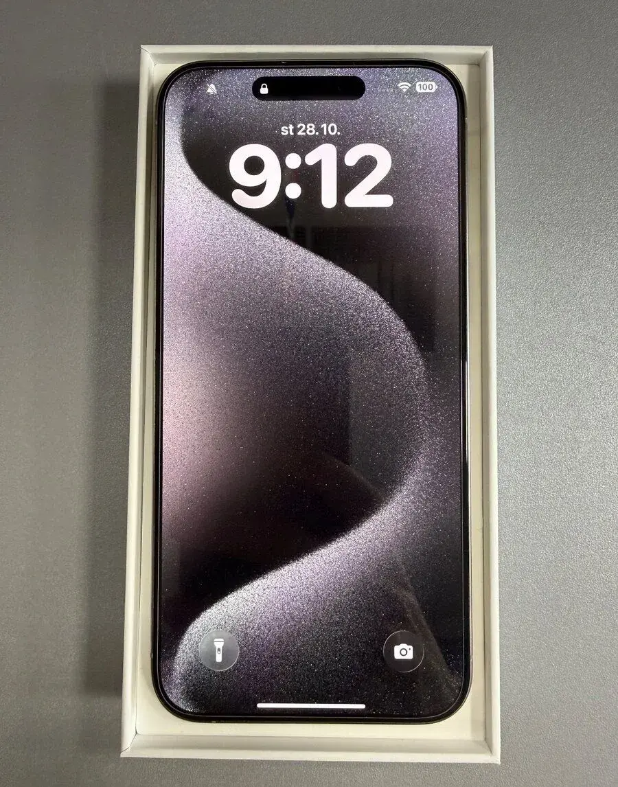 Apple iPhone 15 pro max 256 gb natural titanium