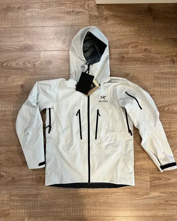Arcteryx bunda Alpha Sv Jacket Men Gore-Tex -Sivobiela - L