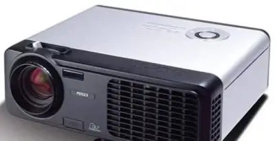 DLP projektor Acer PD523 + taška