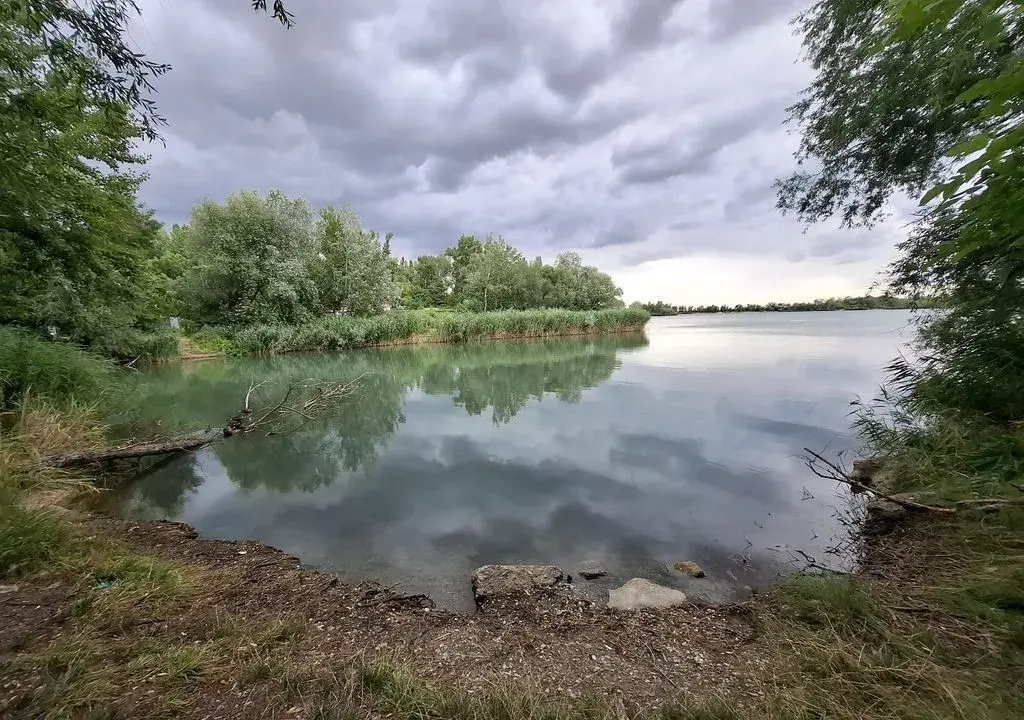 Zlaté piesky (50m jazero) pozemok 250m2, 3D prehliadka, klim