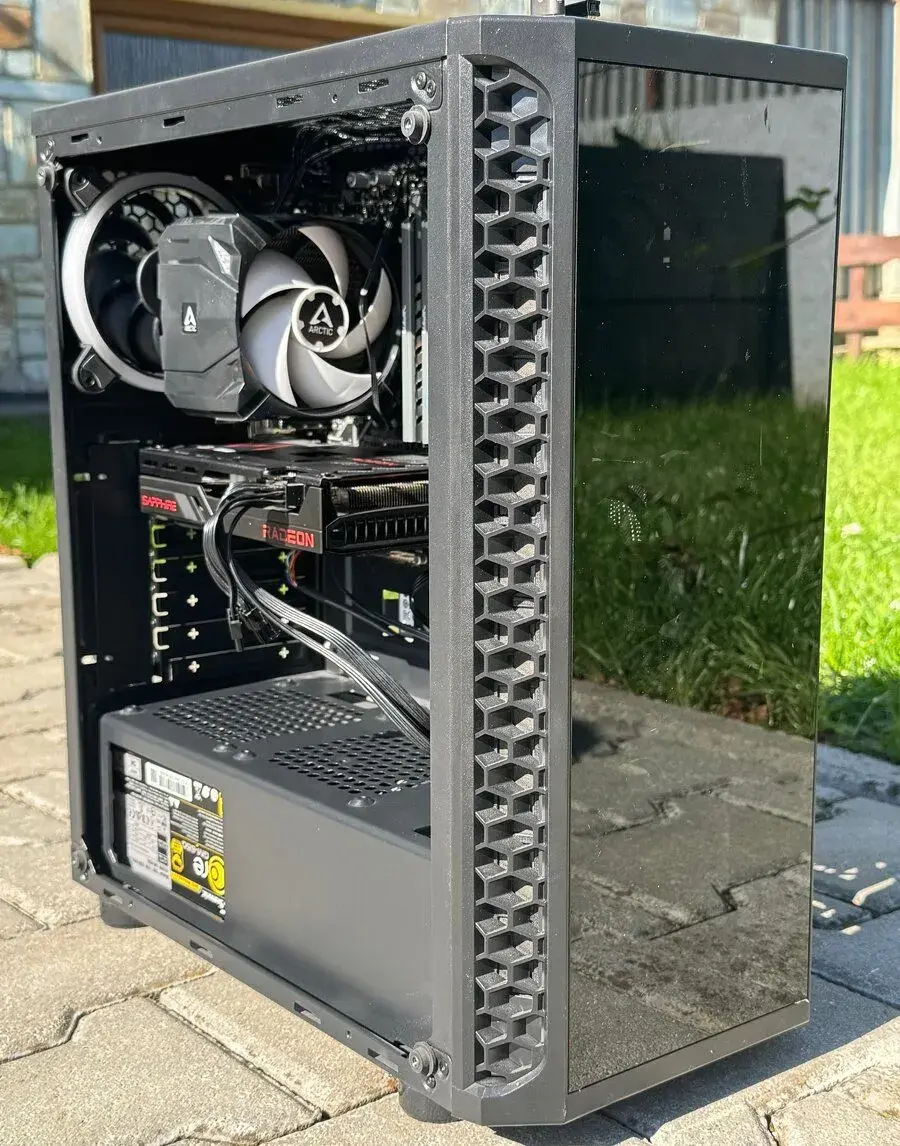 Herný PC / Gaming PC – RX 6600 8GB / i5-9400F / 32GB RAM