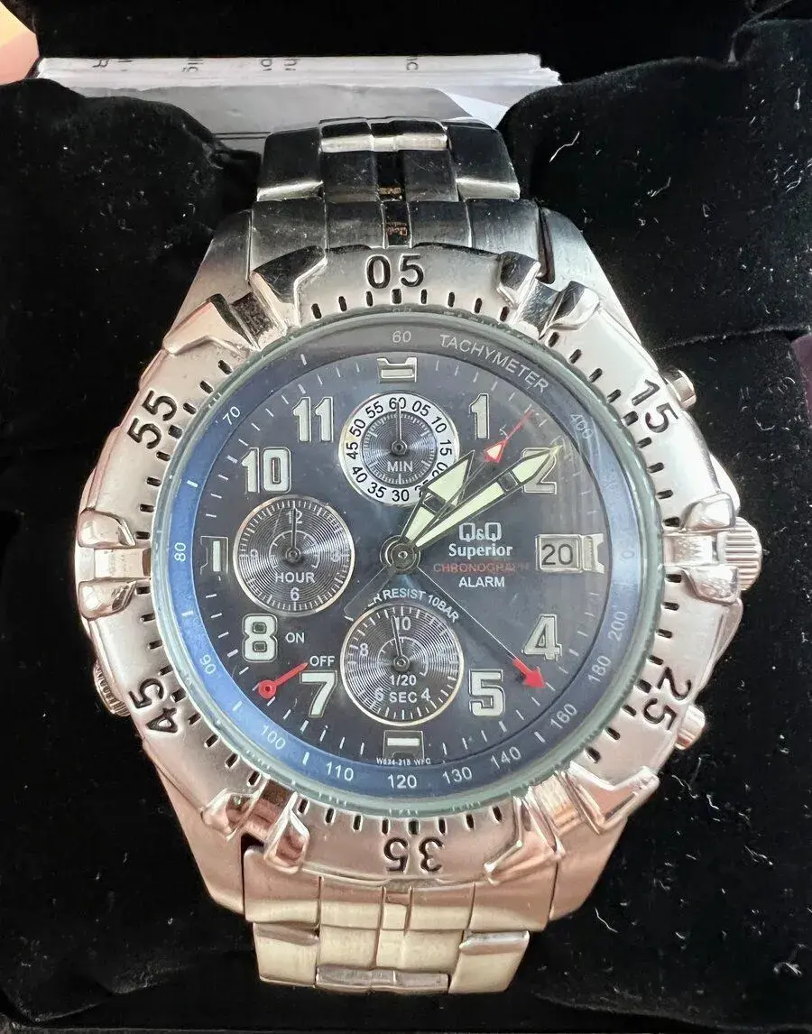Hodinky Q&Q Quartz Superior Japan model W634-215WFC