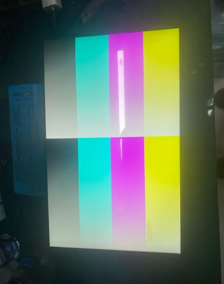 Nový 16.0 LCD panel 1920x1200, 100% sRGB, 165Hz
