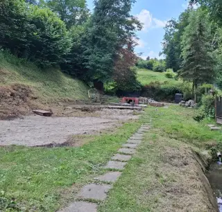 REKREAČNÝ POZEMOK S MOŽNOSŤOU VÝSTAVBY CHATY