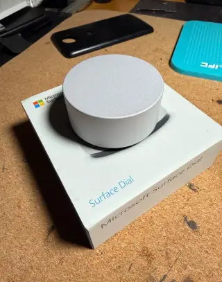 Microsoft Surface Dial