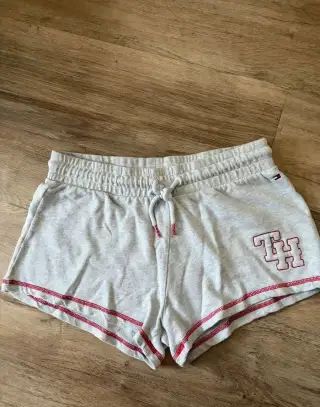Šortky Tommy Hilfiger veľ.S