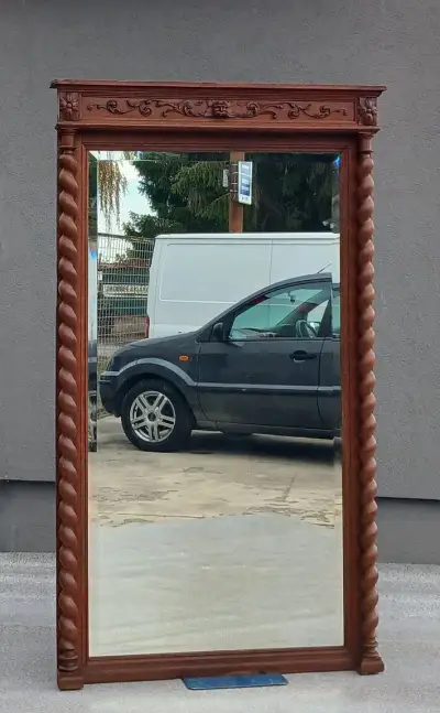Zrkadlo veľké starožitné – neorenesančné.