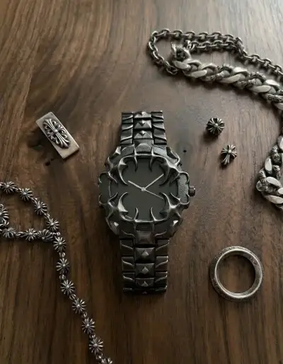 Y2K Gothic Claw Hodinky (Čierna)