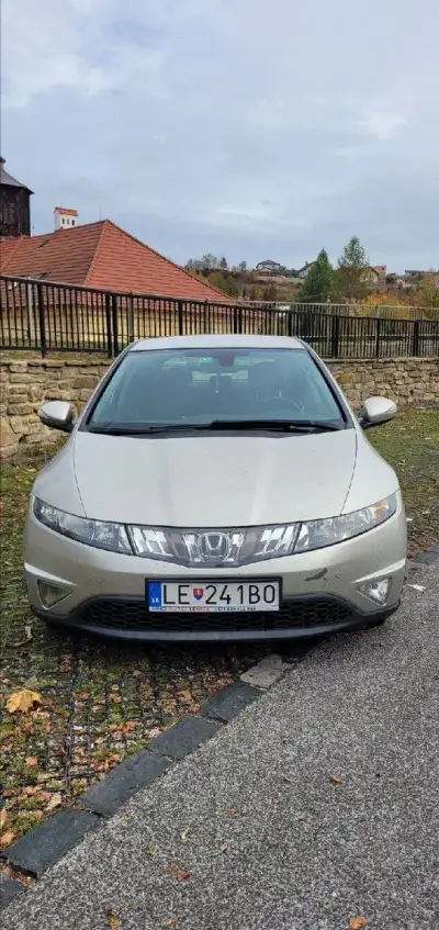 Honda Civic – 2006, 240 000 km